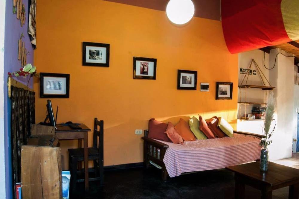 Casa Pueblo Hostel Mendoza Exterior photo