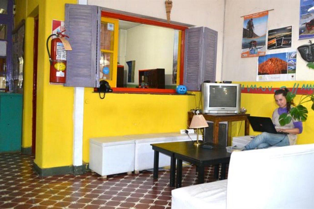 Casa Pueblo Hostel Mendoza Exterior photo